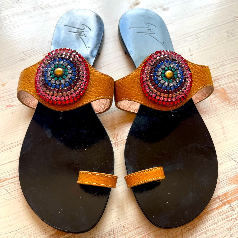 GIUSEPPE ZANOTTI Leather Toe-Loop Sandals with Swavroski Crystal Medallion